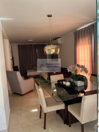 Imagem Casa com 3 Quartos à Venda, 197 m² em Setor Negrão De Lima - Goiânia