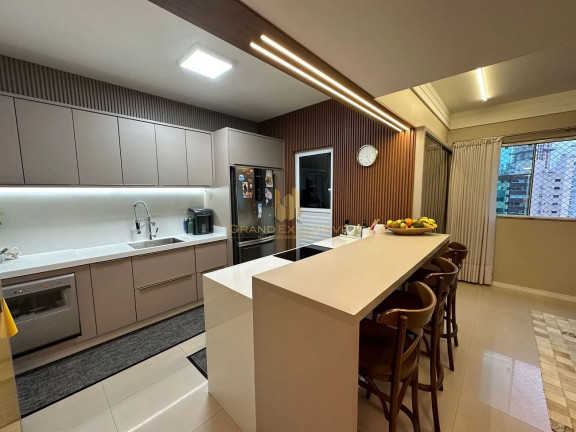 Imagem Apartamento com 3 Quartos à Venda, 119 m² em Centro - Balneário Camboriú Imagem Apartamento com 3 Quartos à Venda, 119 m² em Centro - Balneário Camboriú