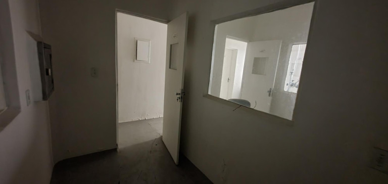Imóvel Comercial à Venda, 2.117 m² em Messejana - Fortaleza