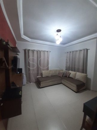 Imagem Casa com 3 Quartos à Venda, 252 m² em Cidade Jardim - Araraquara Imagem Casa com 3 Quartos à Venda, 252 m² em Cidade Jardim - Araraquara