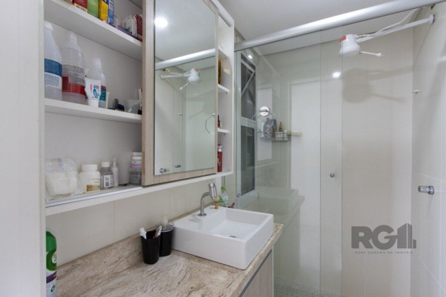 Imagem Imóvel com 2 Quartos à Venda, em Cavalhada - Porto Alegre Imagem Imóvel com 2 Quartos à Venda, em Cavalhada - Porto Alegre