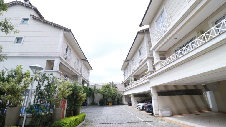 Imagem Casa de Condomínio com 4 Quartos à Venda, 376 m² em Indianópolis - São Paulo Imagem Casa de Condomínio com 4 Quartos à Venda, 376 m² em Indianópolis - São Paulo
