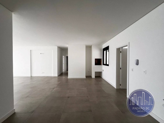 Imagem Apartamento com 3 Quartos à Venda, 133 m² em Centro - Balneário Camboriú Imagem Apartamento com 3 Quartos à Venda, 133 m² em Centro - Balneário Camboriú