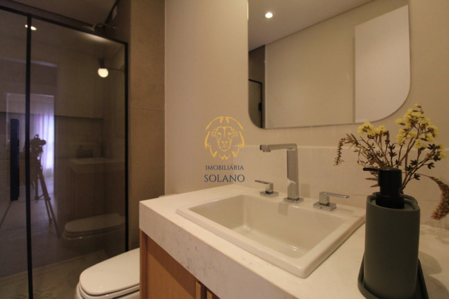 Imagem Apartamento com 3 Quartos à Venda, 188 m² em Centro - Curitiba