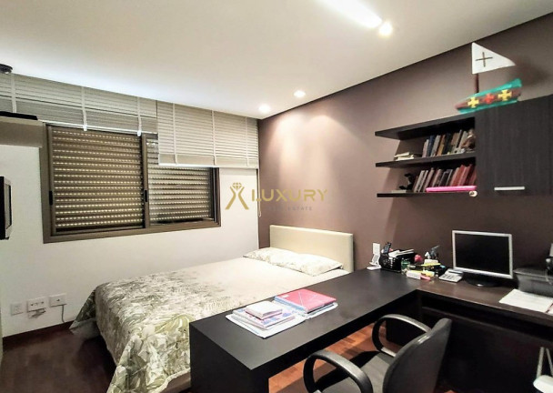 Imagem Imóvel com 4 Quartos à Venda, 270 m² em Vila Da Serra - Nova Lima Imagem Imóvel com 4 Quartos à Venda, 270 m² em Vila Da Serra - Nova Lima