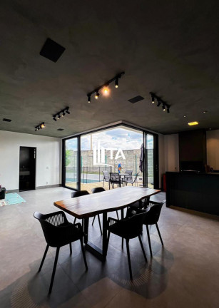Imagem Casa com 3 Quartos à Venda, 299 m² em Swiss Park - Campinas Imagem Casa com 3 Quartos à Venda, 299 m² em Swiss Park - Campinas
