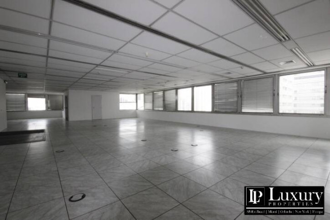 Imagem Imóvel Comercial à Venda, 133 m² em Itaim Bibi - São Paulo Imagem Imóvel Comercial à Venda, 133 m² em Itaim Bibi - São Paulo
