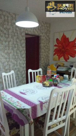 Imagem Casa com 3 Quartos à Venda, 235 m² em Centro - Pelotas
