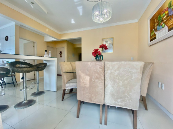 Imagem Casa com 4 Quartos à Venda, 225 m² em Barreiros - São José