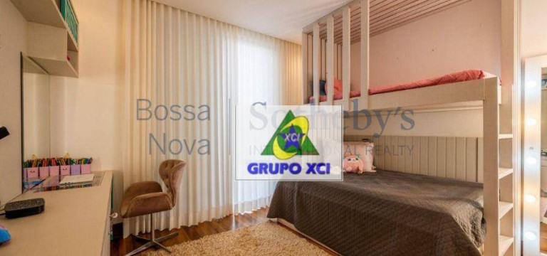 Imagem Casa com 3 Quartos à Venda, 710 m² em Gramado - Campinas Imagem Casa com 3 Quartos à Venda, 710 m² em Gramado - Campinas
