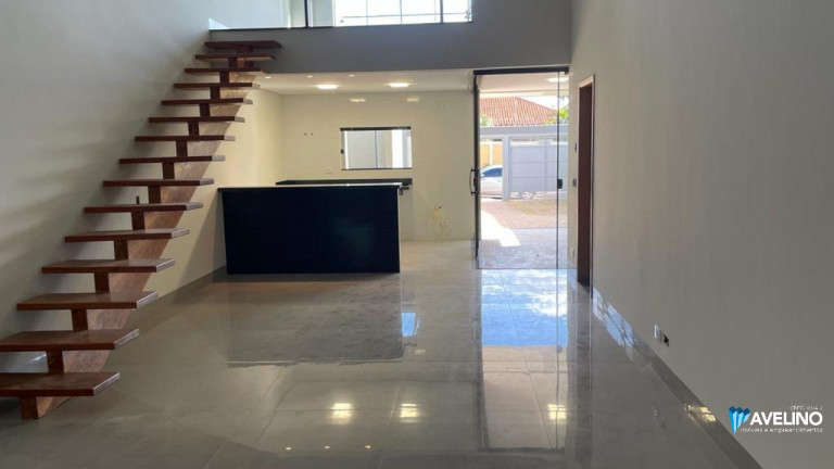Imagem Casa com 4 Quartos à Venda, 124 m² em Parque Residencial Rita Vieira - Campo Grande Imagem Casa com 4 Quartos à Venda, 124 m² em Parque Residencial Rita Vieira - Campo Grande