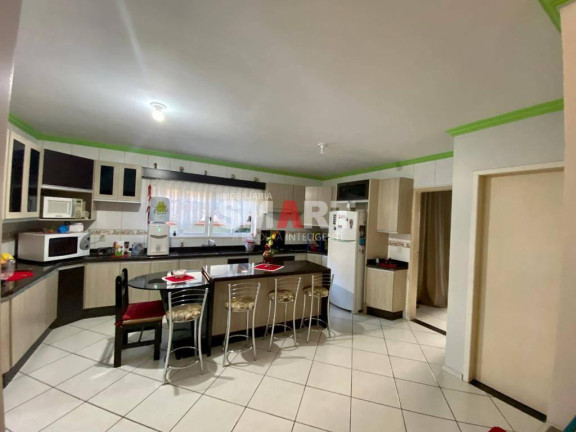 Imagem Casa com 4 Quartos à Venda, 248 m² em Czerniewicz - Jaraguá Do Sul Imagem Casa com 4 Quartos à Venda, 248 m² em Czerniewicz - Jaraguá Do Sul