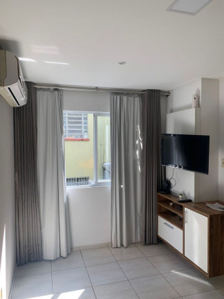 Imagem Imóvel com 1 Quarto à Venda, 37 m² em Petrópolis - Porto Alegre Imagem Imóvel com 1 Quarto à Venda, 37 m² em Petrópolis - Porto Alegre