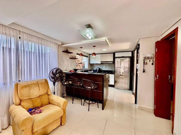 Imagem Casa com 3 Quartos à Venda, 165 m² em Boqueirão - Curitiba Imagem Casa com 3 Quartos à Venda, 165 m² em Boqueirão - Curitiba