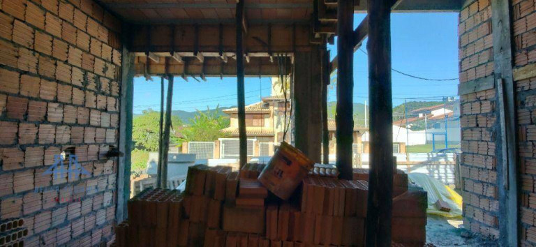 Imagem Casa com 3 Quartos à Venda, 179 m² em Lagoa Da Conceição - Florianópolis Imagem Casa com 3 Quartos à Venda, 179 m² em Lagoa Da Conceição - Florianópolis