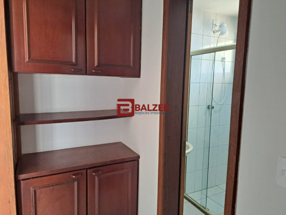 Imagem Apartamento com 1 Quarto à Venda, 137 m² em Centro - Florianópolis Imagem Apartamento com 1 Quarto à Venda, 137 m² em Centro - Florianópolis