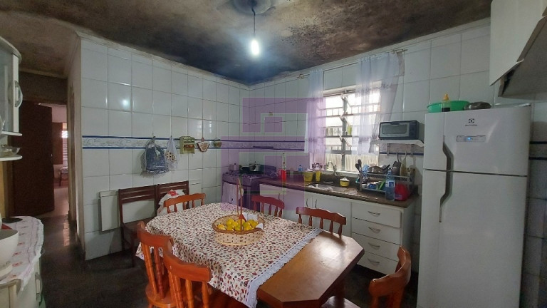Imagem Casa com 2 Quartos à Venda, 360 m² em Vila Santo Antônio - Guarujá Imagem Casa com 2 Quartos à Venda, 360 m² em Vila Santo Antônio - Guarujá