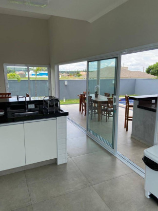 Imagem Casa com 3 Quartos à Venda, 471 m² em Ninho Verde Ii - Pardinho Imagem Casa com 3 Quartos à Venda, 471 m² em Ninho Verde Ii - Pardinho