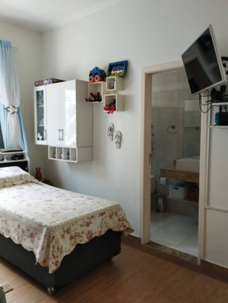 Imagem Casa com 3 Quartos à Venda, 171 m² em Flórida - Praia Grande Imagem Casa com 3 Quartos à Venda, 171 m² em Flórida - Praia Grande