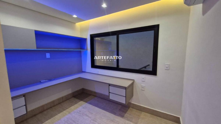 Imagem Casa com 3 Quartos à Venda, 238 m² Imagem Casa com 3 Quartos à Venda, 238 m²