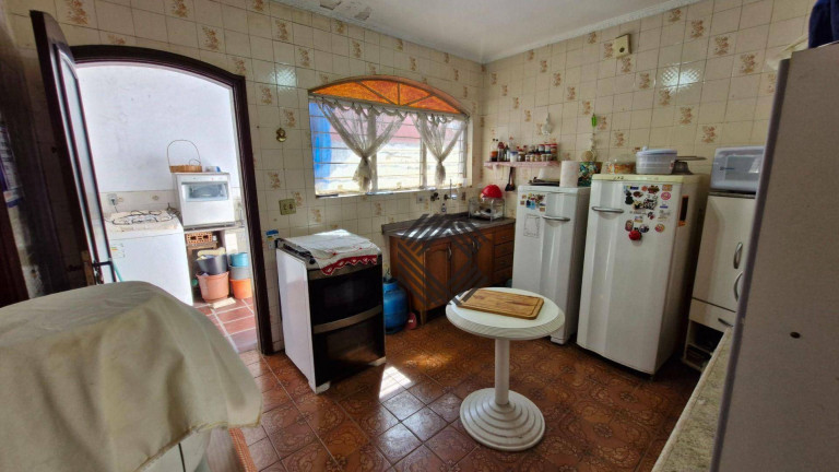 Imagem Casa com 3 Quartos à Venda, 180 m² em Jardim Astro - Sorocaba Imagem Casa com 3 Quartos à Venda, 180 m² em Jardim Astro - Sorocaba