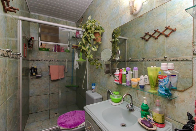 Imagem Imóvel com 2 Quartos à Venda, em Cristal - Porto Alegre Imagem Imóvel com 2 Quartos à Venda, em Cristal - Porto Alegre
