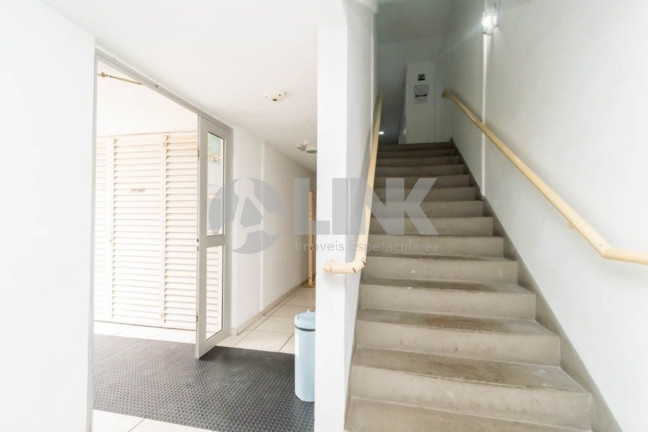 Imagem Apartamento com 2 Quartos à Venda, 43 m² em Sarandi - Porto Alegre Imagem Apartamento com 2 Quartos à Venda, 43 m² em Sarandi - Porto Alegre