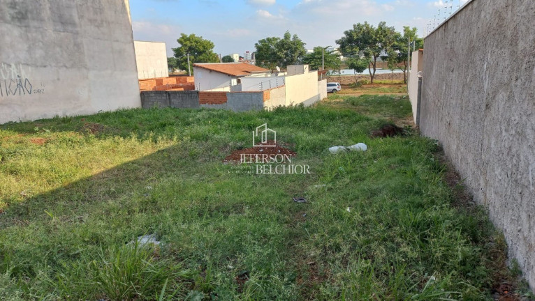 Imagem Terreno à Venda, 250 m² em Jardim Novo Ii - Mogi Guaçu Imagem Terreno à Venda, 250 m² em Jardim Novo Ii - Mogi Guaçu