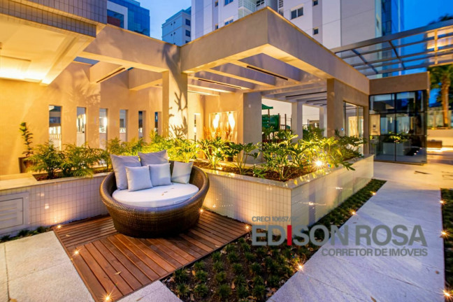 Imagem Apartamento com 3 Quartos à Venda, 102 m² em Centro - Florianópolis Imagem Apartamento com 3 Quartos à Venda, 102 m² em Centro - Florianópolis