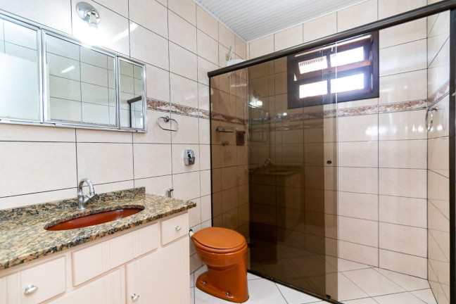 Imagem Casa com 3 Quartos à Venda, 110 m² em Xaxim - Curitiba Imagem Casa com 3 Quartos à Venda, 110 m² em Xaxim - Curitiba