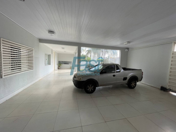 Imagem Casa com 5 Quartos à Venda, 600 m² em Jardim Shangri-la - Cuiabá Imagem Casa com 5 Quartos à Venda, 600 m² em Jardim Shangri-la - Cuiabá