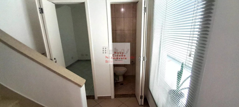 Imagem Sobrado com 2 Quartos para Alugar, 120 m² em Vila Nova Conceição - São Paulo