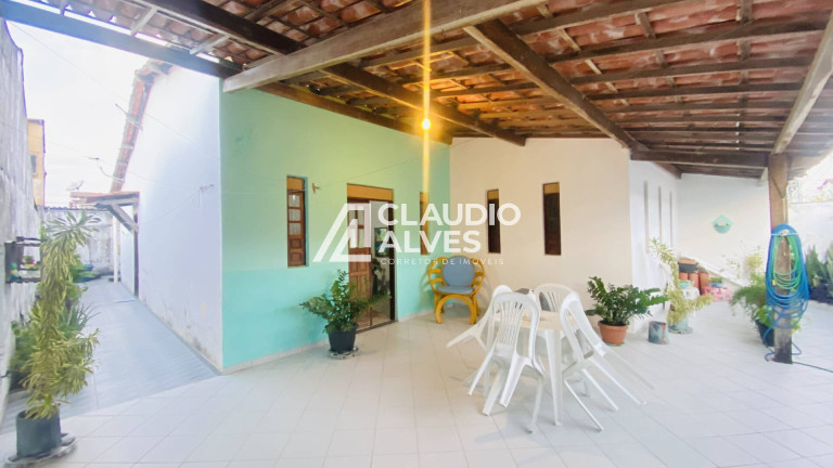 Imagem Casa com 3 Quartos à Venda, 200 m² em Conjunto Feira Vi - Feira De Santana Imagem Casa com 3 Quartos à Venda, 200 m² em Conjunto Feira Vi - Feira De Santana