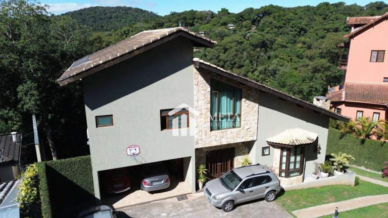 Imagem Imóvel com 3 Quartos à Venda, 690 m² em Alpes Da Cantareira - Mairiporã