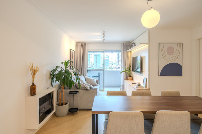 Imagem Apartamento com 3 Quartos à Venda, 78 m² em Batel - Curitiba Imagem Apartamento com 3 Quartos à Venda, 78 m² em Batel - Curitiba