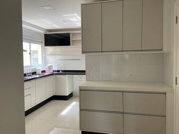 Imagem Apartamento com 3 Quartos à Venda, 235 m² em Alphaville - Barueri