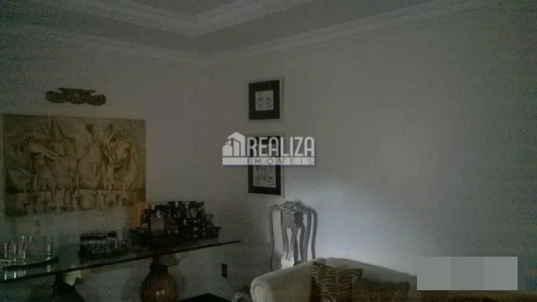 Imagem Casa com 3 Quartos à Venda, 707 m² em Mercês - Uberaba Imagem Casa com 3 Quartos à Venda, 707 m² em Mercês - Uberaba