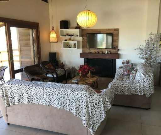 Imagem Casa com 3 Quartos à Venda, 297 m² em Ferraz - Garopaba