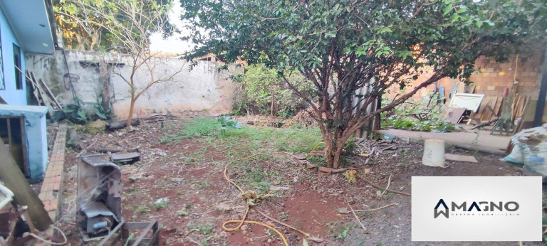 Imagem Casa com 4 Quartos à Venda, 366 m² em Santos Dumont - Cascavel