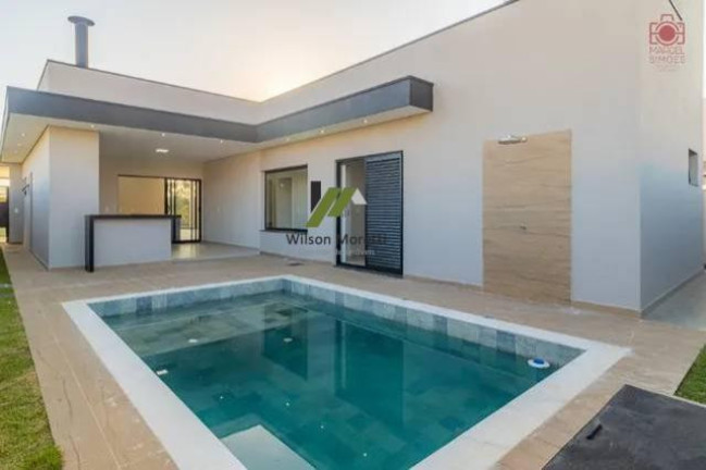 Imagem Casa de Condomínio com 3 Quartos à Venda, 190 m²