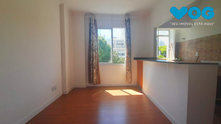 Imagem Imóvel com 1 Quarto à Venda, 40 m² em Centro Histórico - Porto Alegre Imagem Imóvel com 1 Quarto à Venda, 40 m² em Centro Histórico - Porto Alegre