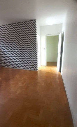 Imagem Casa com 4 Quartos à Venda, em Centro - Itaqui Imagem Casa com 4 Quartos à Venda, em Centro - Itaqui