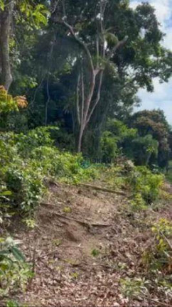 Terreno à Venda, 800 m² em Itacoatiara - Niterói