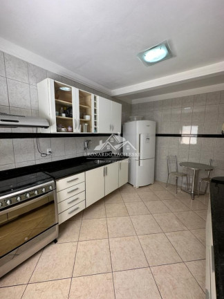 Imagem Casa com 5 Quartos à Venda, 350 m² em Valparaíso - Serra Imagem Casa com 5 Quartos à Venda, 350 m² em Valparaíso - Serra