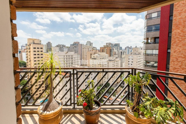 Imagem Apartamento com 4 Quartos à Venda, 412 m² em Moema - São Paulo