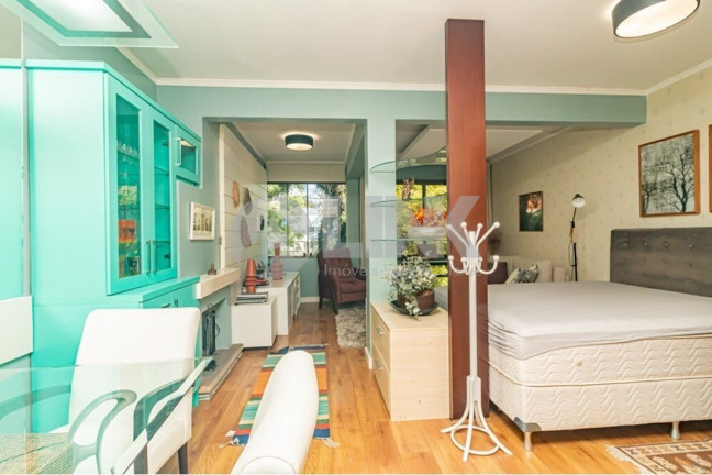 Imagem Apartamento com 1 Quarto à Venda, 51 m² em Petrópolis - Porto Alegre