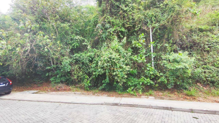 Imagem Terreno à Venda, 360 m² em Piratininga - Niterói Imagem Terreno à Venda, 360 m² em Piratininga - Niterói