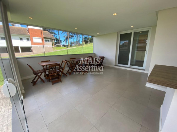 Imagem Casa com 4 Quartos à Venda, 400 m² em Centro - Canela Imagem Casa com 4 Quartos à Venda, 400 m² em Centro - Canela