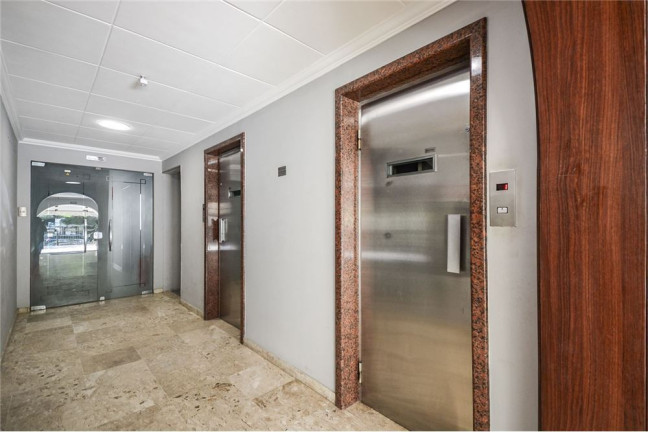 Imagem Apartamento com 3 Quartos à Venda, 111 m² em Moema - São Paulo