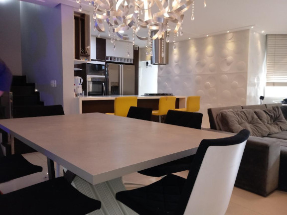 Imagem Sobrado com 2 Quartos à Venda, 240 m² em Cambuci - São Paulo Imagem Sobrado com 2 Quartos à Venda, 240 m² em Cambuci - São Paulo